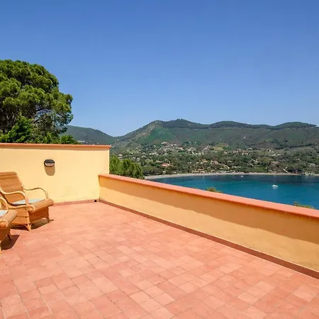Villa Capo Stella Lacona