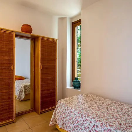 Vila Capo Stella *