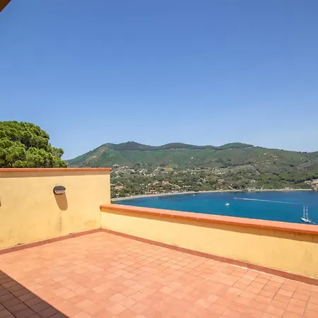 Villa Capo Stella Lacona